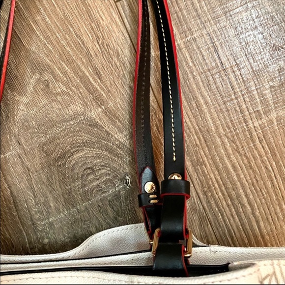 NWOT Dooney Disney Minnie & Mickey in Paris Flynn - Picture 7 of 11